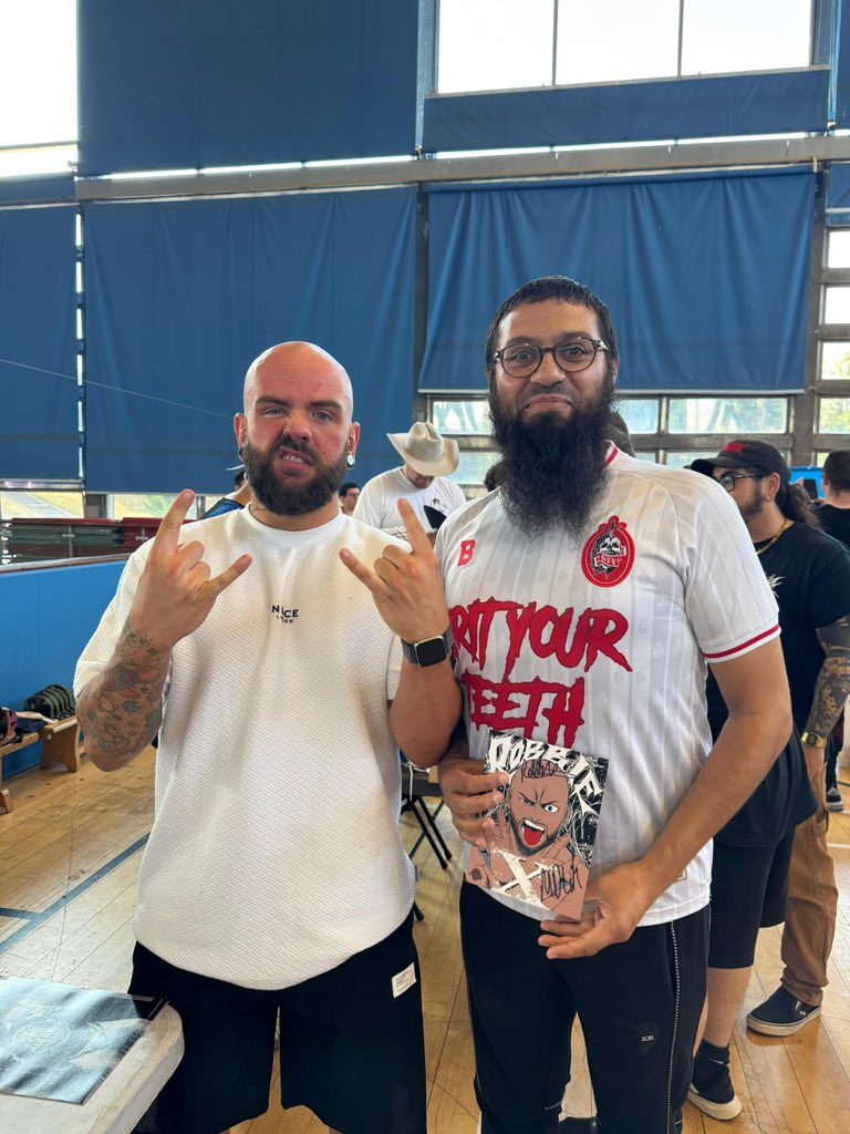 sajjadmushtaq79's tweet image. Meet and Greet With GYV, Robbie X &amp;amp; Katsuyori Shibata #gyv #Katsuyori Shibata @gyv @JamesDrakePro @AEW @RevProUK @ZackGibsonGYV #rev-pro
#AEW #fyp @RevProUK