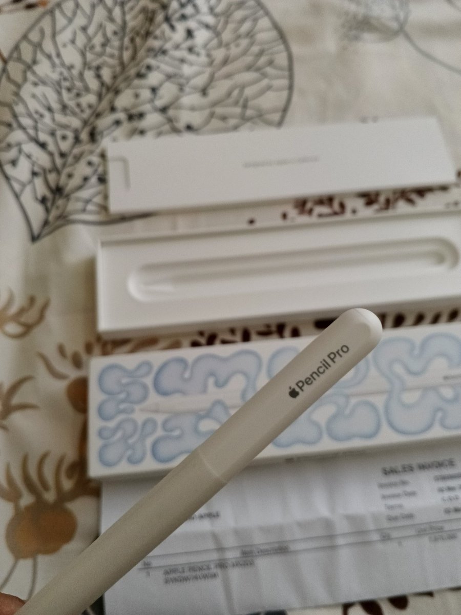 wts wtb saya jual iPad iPhone ya tweet media