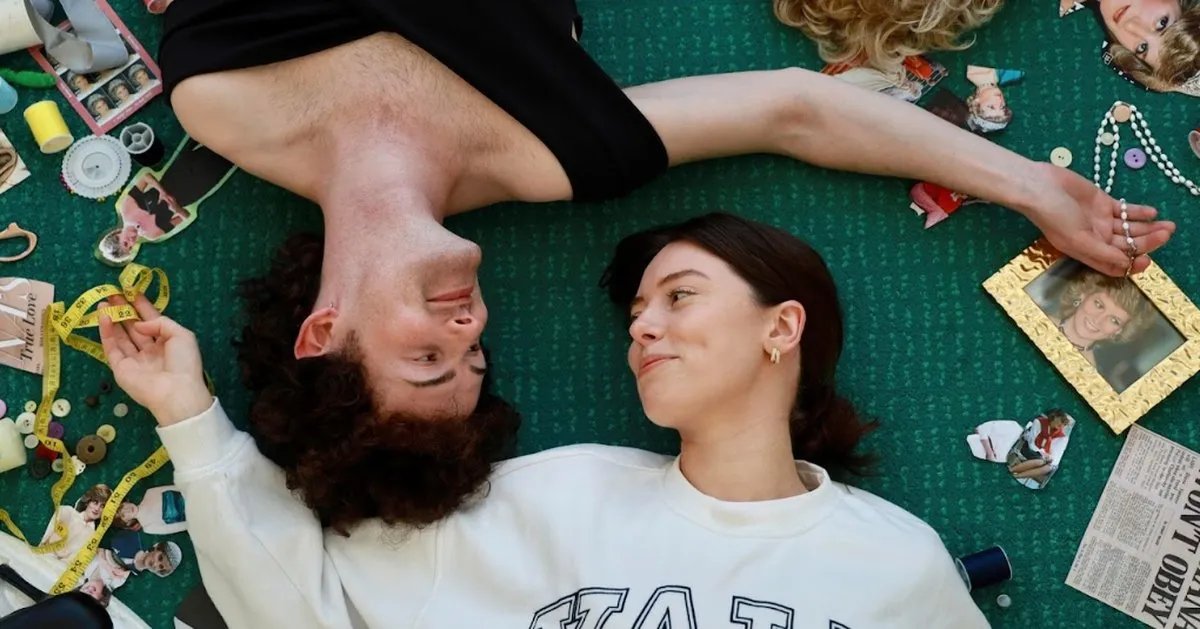 LondonTheatre1's tweet image. Don't Tell Dad About Diana - Underbelly Cowgate 
"A vibrant and energetic production." @comaweng #edfringe londontheatre1.com/reviews/dont-t…