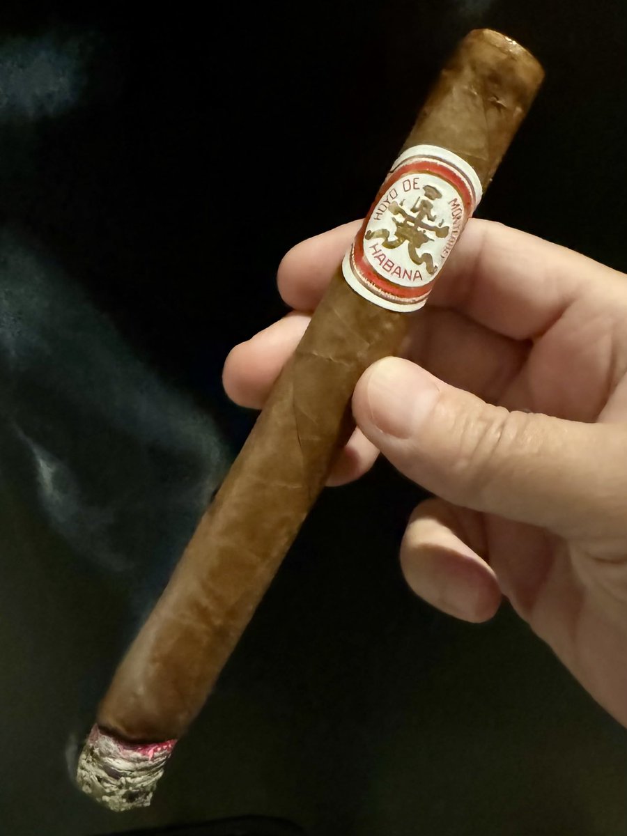 Good morning from Texas!  Hoyo de Monterrey Double Coronas Cigar.