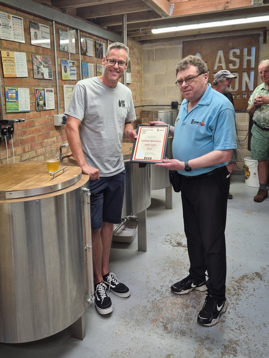 Many thanks to Gloucestershire CAMRA for presenting the certificate for Jaffa Cake's Silver Medal at this year's Gloucestershire Beer Of The Year competition.