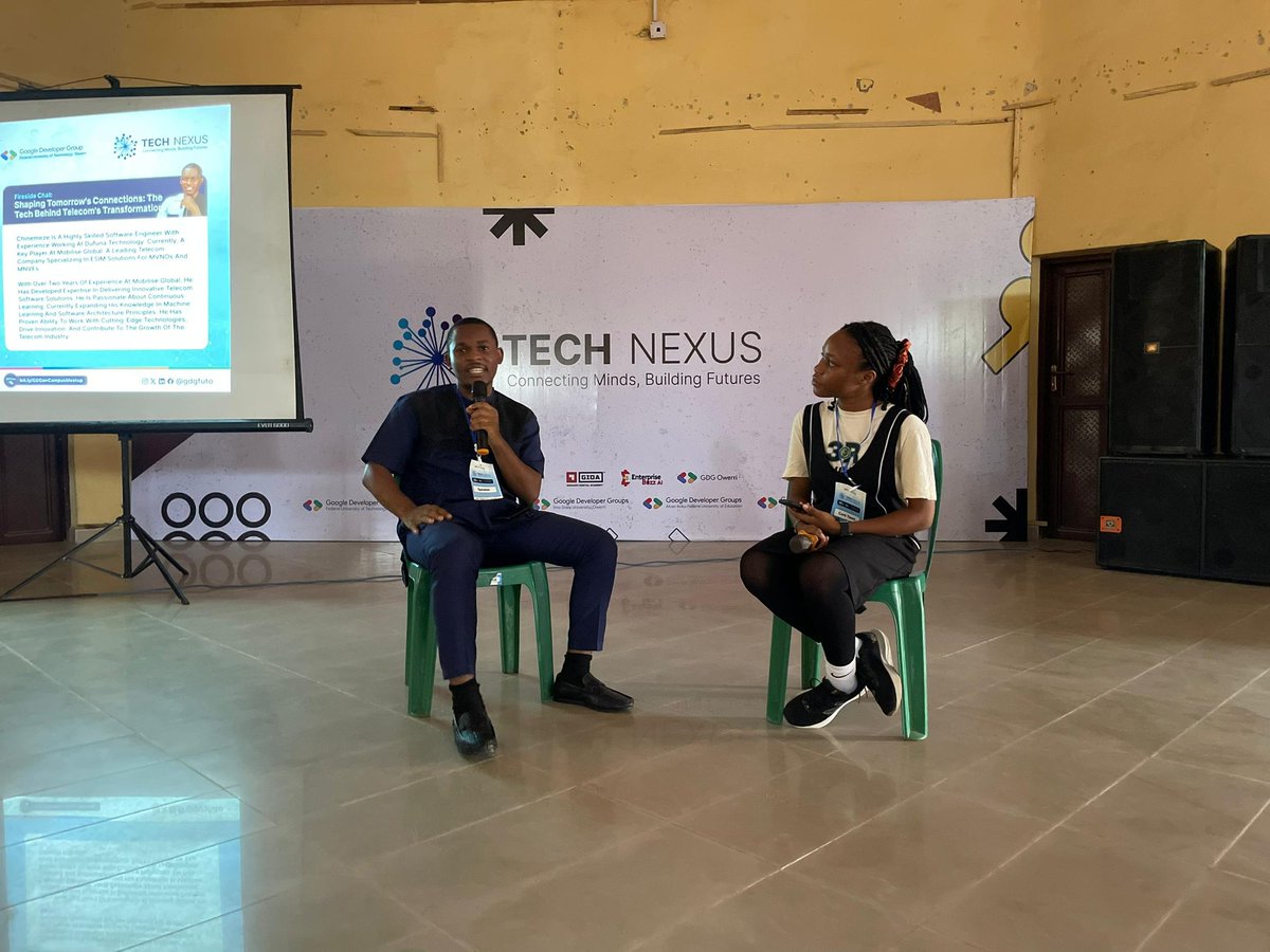 Our first speaker- Chinemeze is live now! 🔥
It's  getting interesting as he started speaking to us on E-sim and why it's necessary from his topic - Shaping Tomorrow's Connection: The Tech Behind Telecom's Transformation 
#TechNexus2025 #GDGCampusStateMeetup #gdgoncampus
