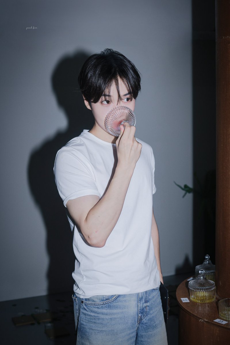 JAEYUN_816's tweet photo. 250816 생일 화보 🥳
#JAYNLEE #JAEYUN #제인리 #재윤 #재윤이_짜쟌 https://t.co/q5K3MtPiYk
