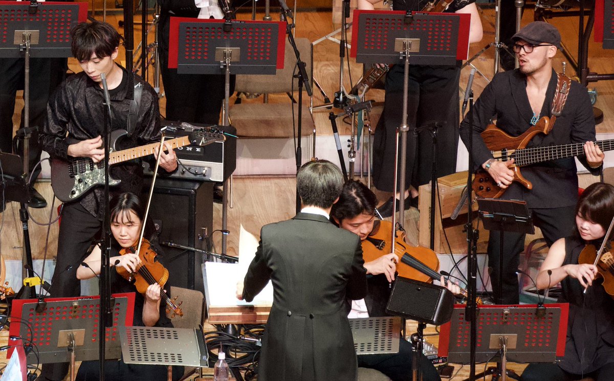 森崎ウィン『シンフォニックコンサート Summer ～夏謡祭～』

めーーーーっちゃ楽しかった！
ウィンさんの創り出す雰囲気に誘われるようにオケのボルテージもグングン上昇！
最高のステージ！✨

城田さんもリハからおもろい🤣
なのに歌うと超魅力的なのギャップエグすぎる😂

#森崎ウィン #城田優