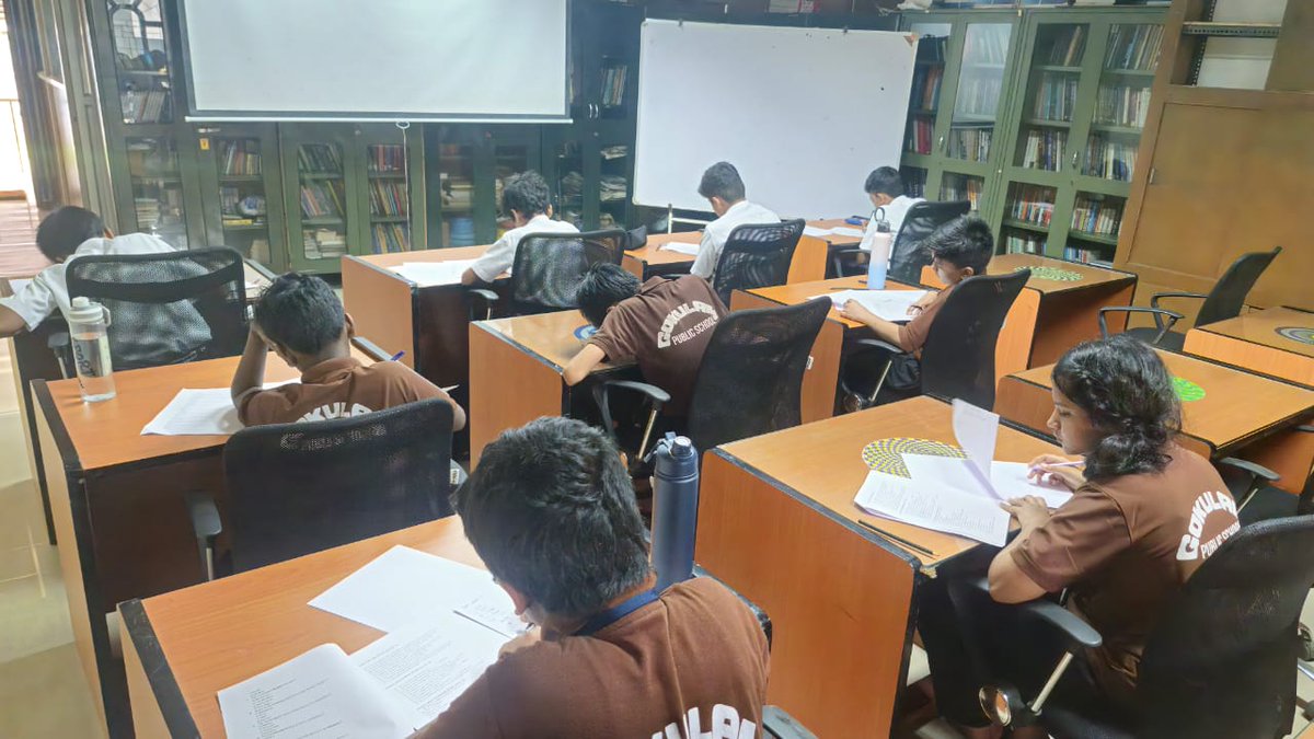 rscpcalicut's tweet image. Remember the Sky: The @rscpcalicut, a unit of @ncsmgoi, @MinOfCultureGoI, Constellation Quiz Contest – A Test of Stellar Knowledge, Visual Memory, and Ancient Indian Sky Lore.

#quizcontest #spaceweek #nationalspaceweek #astronomy #spacescience

@gssjodhpur @PIB_India @vismuseum