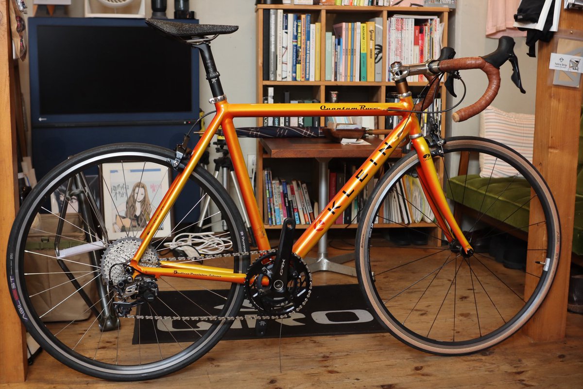 and_bicycle's tweet photo. 少し昔のKLEINをGRXで1×11、だいぶ昔のcannondaleをXTRで1×12化。 https://t.co/zHgZqirXMs