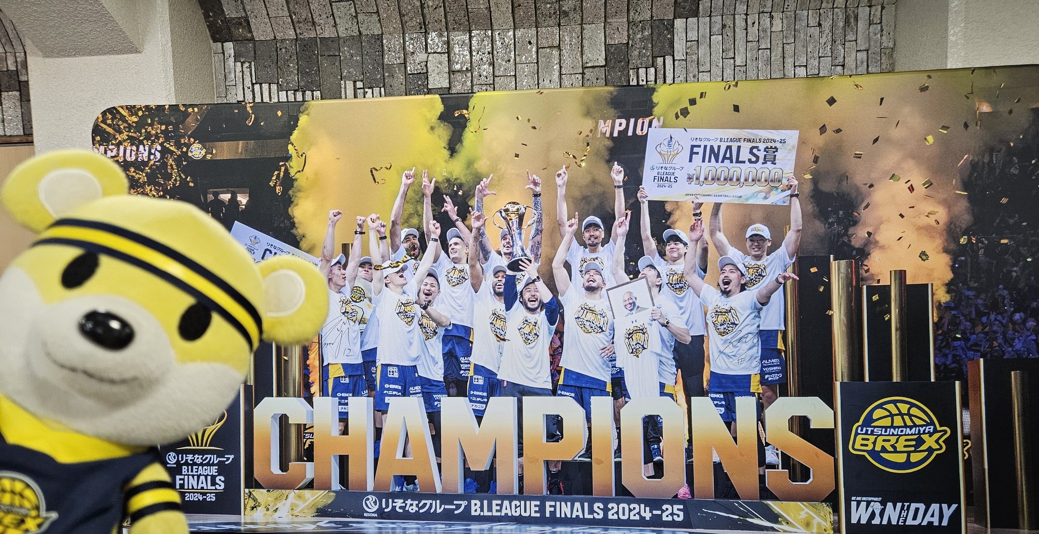 宇都宮ブレックス2024-25 アルミ製 優勝パネル 宇都宮ブレックス2024-25 アルミ製 優勝パネル 38733-89-