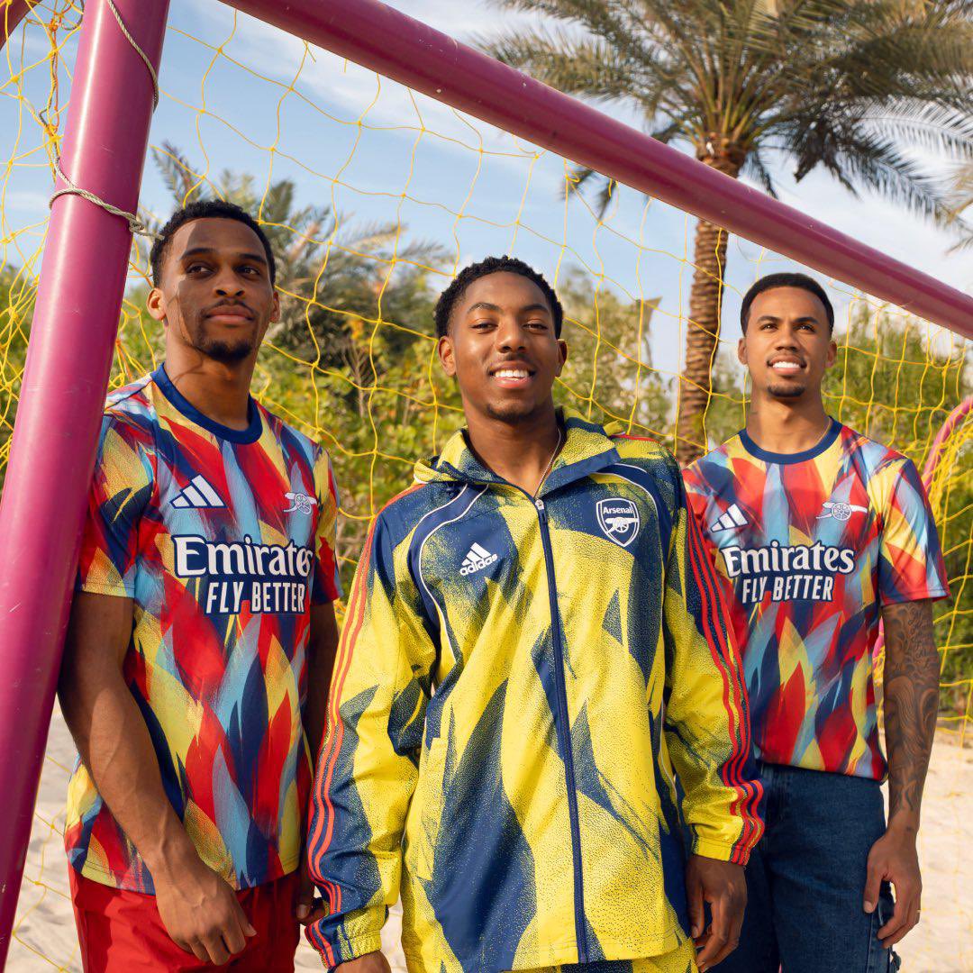 Bagged myself a ticket to the game so my birthday celebrations start now!  #ARSLEE