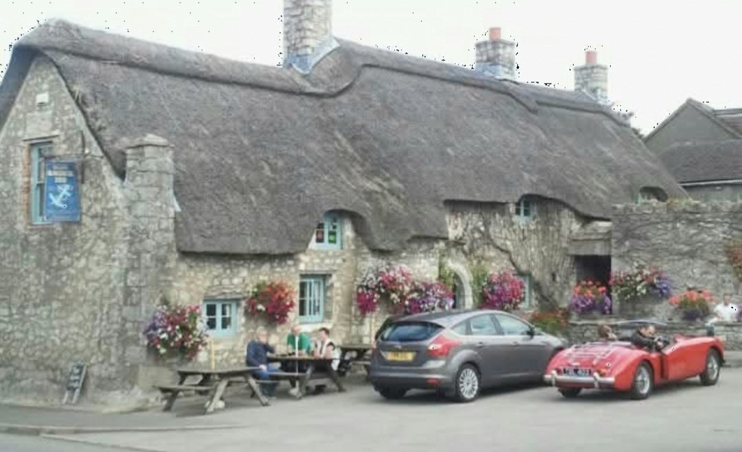 📸 The Blue Anchor pub, Aberthaw. A most excellent hostelry. 🍻 
 
On this day 2014. 😱