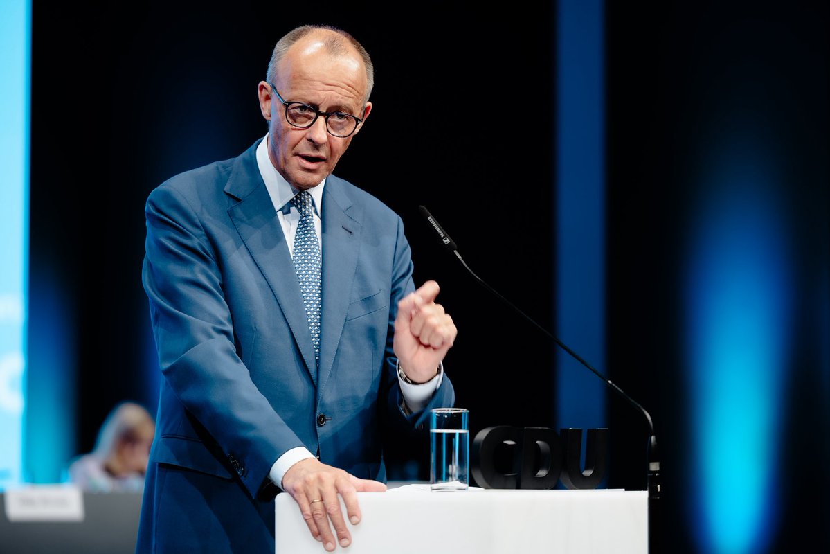 Friedrich Merz (@_friedrichmerz) on Twitter photo Wir sind immer noch ein Land mit ziemlich hohen Steuern, vor allem für den Mittelstand. Deswegen sage ich klar: Mit dieser Bundesregierung wird es unter meiner Führung eine Erhöhung der Einkommensteuer für die mittelständischen Unternehmen in Deutschland nicht geben. <a href="/CDUNds/">CDU in Niedersachsen</a> Wir sind immer noch ein Land mit ziemlich hohen Steuern, vor allem für den Mittelstand. Deswegen sage ich klar: Mit dieser Bundesregierung wird es unter meiner Führung eine Erhöhung der Einkommensteuer für die mittelständischen Unternehmen in Deutschland nicht geben. <a href="/CDUNds/">CDU in Niedersachsen</a>