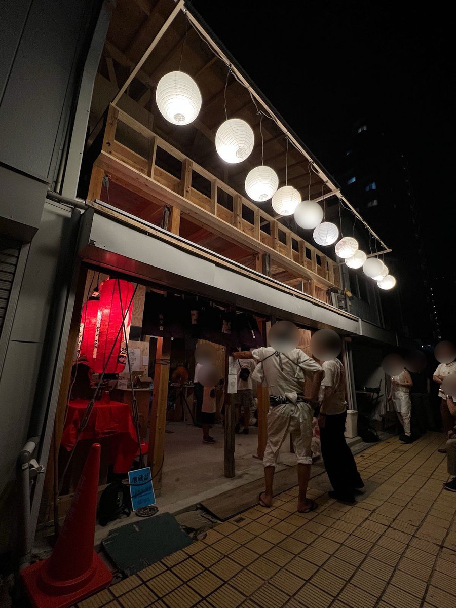 稲荷市場の地蔵盆にすべり込み。子供らの夏の夜ふかしは尊い。