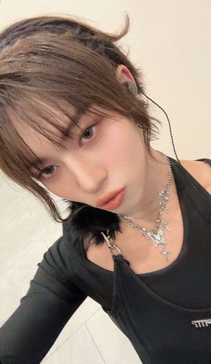 ขอบคุณทุกคนมากๆเลยน้าง้าบ แฟนคลับของทุกด้อมทุกบ้านทุกศิลปินเลยที่ยืนดูเลโก้กับ #LYKN จนจบ มีความสุขมากๆเมื่อกี้ แต่ๆๆ!! เก่งมากไลค์ยู เก่งมาก <a href="/Williamjkp1/">วิลเลี่ยม จักกะปรั๊ดดดดด</a> <a href="/TuiChayatorn/">เอม.ตุ้ยยยย 🤏🏻</a> <a href="/hongshihoshi03/">ฮงชิโฮชิ</a> <a href="/nnutdan/">nnutdan</a> เจอกันใหม่งานหน้า เพลงหน้า คอนหน้า ((ขอไปทำภารกิจจักรวาลก่อน))🌍👑 #TIGS2025xLYKN