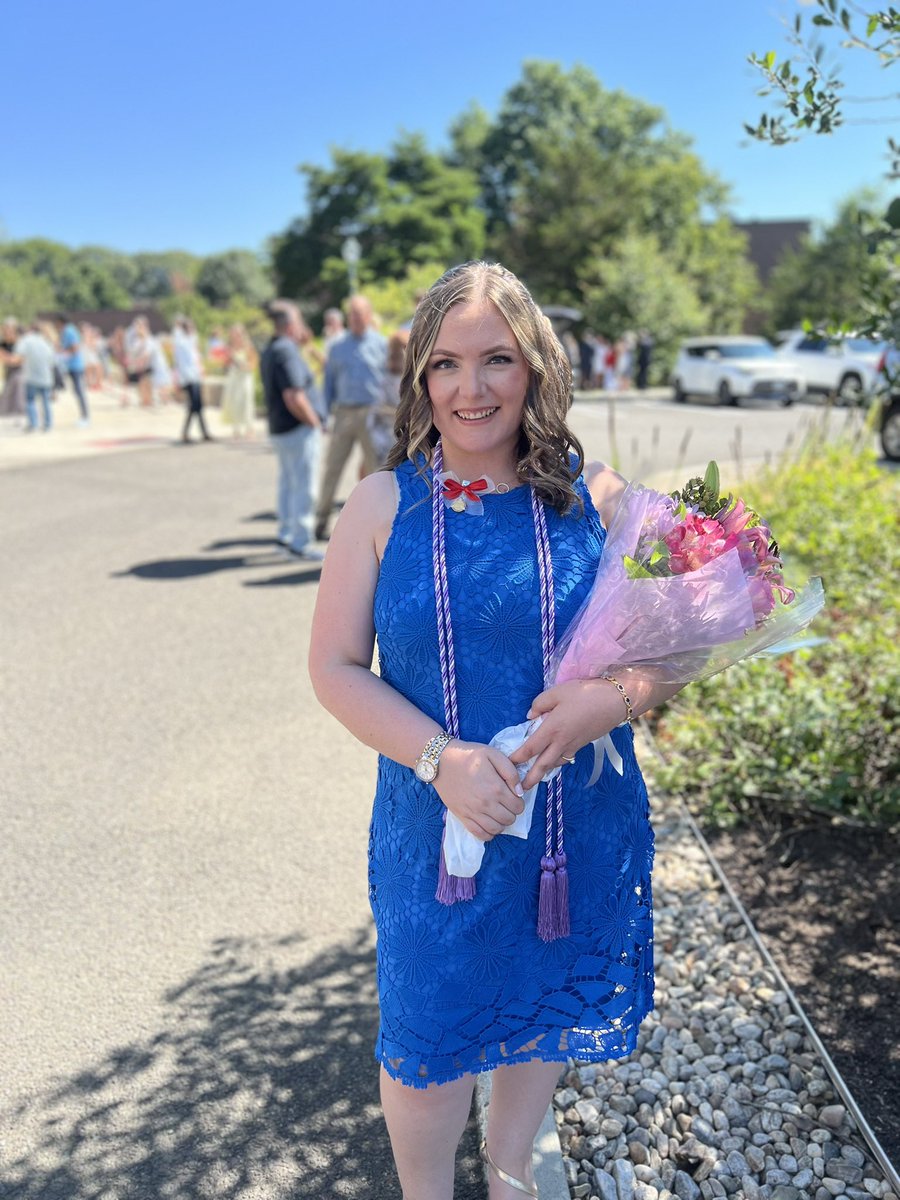 KzAngel30's tweet photo. 15 month accelerated nursing program ✅🏥👩‍⚕️💉❤️ officially a BSN graduate!! https://t.co/2tHgZMpB18
