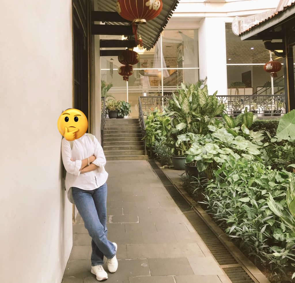 oiseyy's tweet image. pose sok asik but totally fine