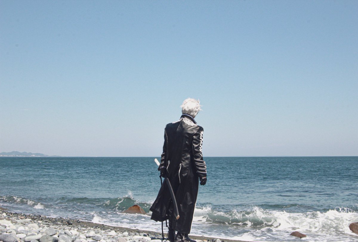 maki_kou211's tweet photo. 【 cosplay / コスプレ 】
Devil May Cry 5 バージル
─ Drifting in the ocean all alone ─
5の写真ですが…デビメ24周年おめでとうございます。
photo : 三脚
#DMC #DMC5 #DMCcosplay https://t.co/f4h8rgiism