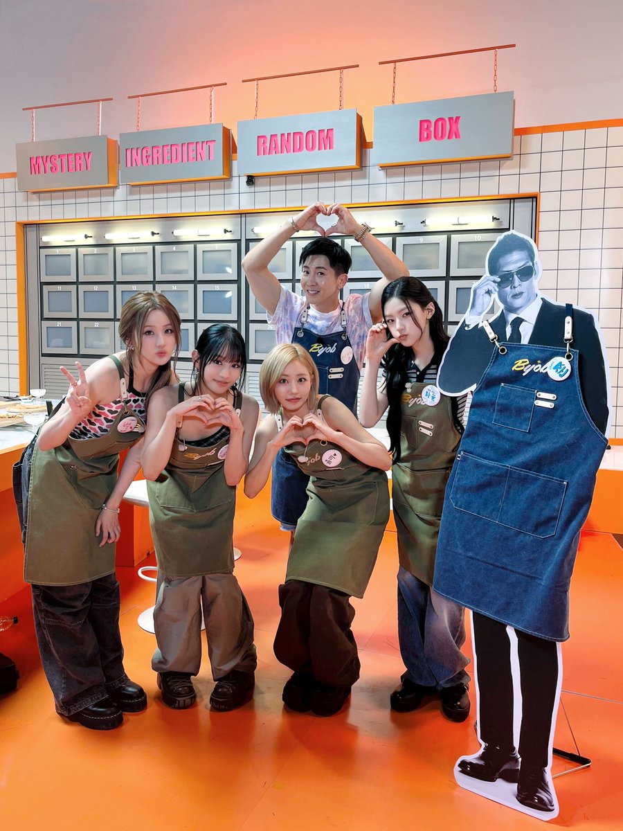 𝐀𝐫𝐞𝐭𝐡𝐚 tweet media