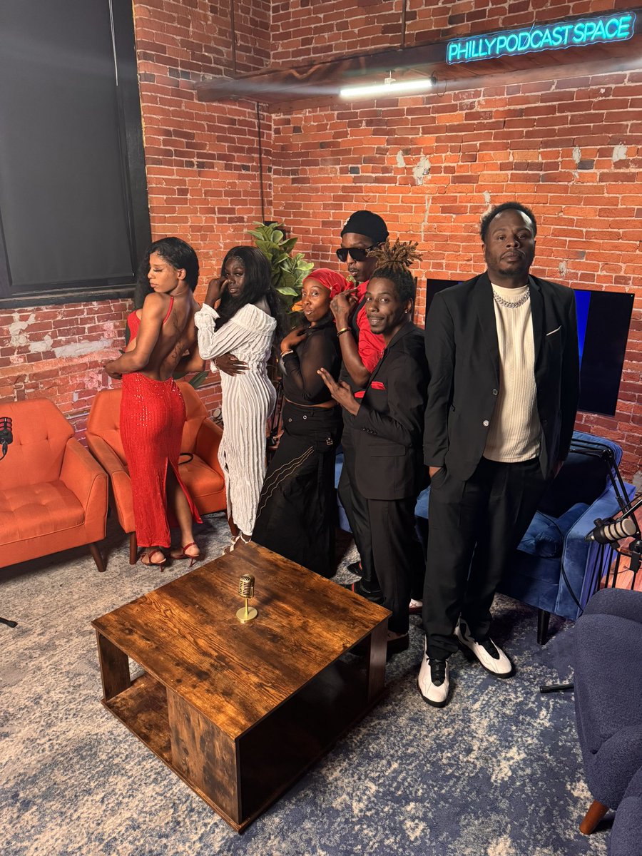 thenextupandcom's tweet photo. The next up and coming season 3 reunion #reunion #thenextupandcoming #zeusnetwork https://t.co/T5JlxJO2eb