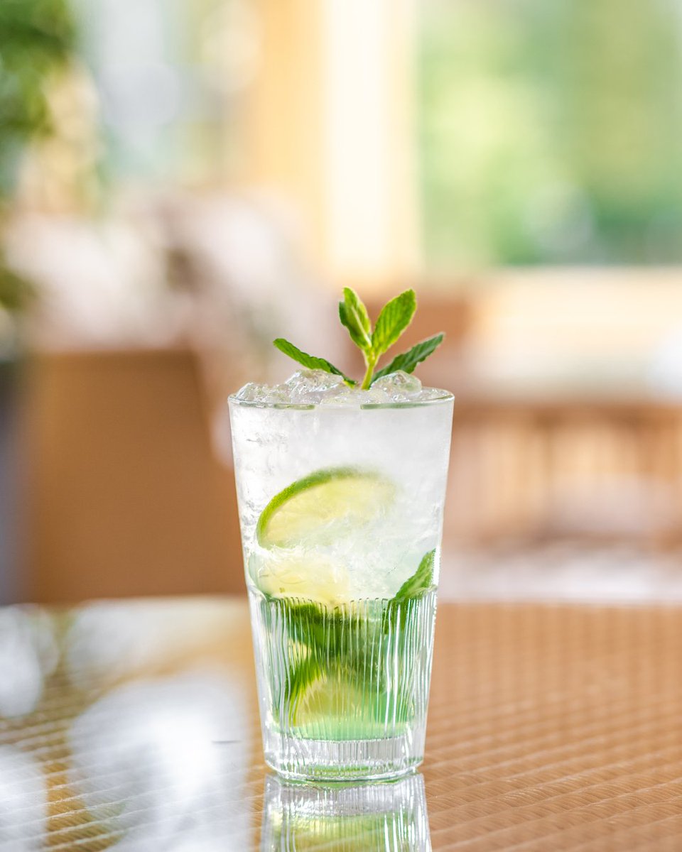 killasheehotel's tweet image. 🚗✨ Designated driver? Taking a night off? We’ve got you covered with refreshing mocktails &amp;amp; 0.0 beers and stouts— all the flavour, none of the alcohol! 🍹🍺

#Mocktails #ZeroAlcohol #SoberCurious #MindfulDrinking #NoAlcoholNeeded #AlcoholFree #DesignatedDriver