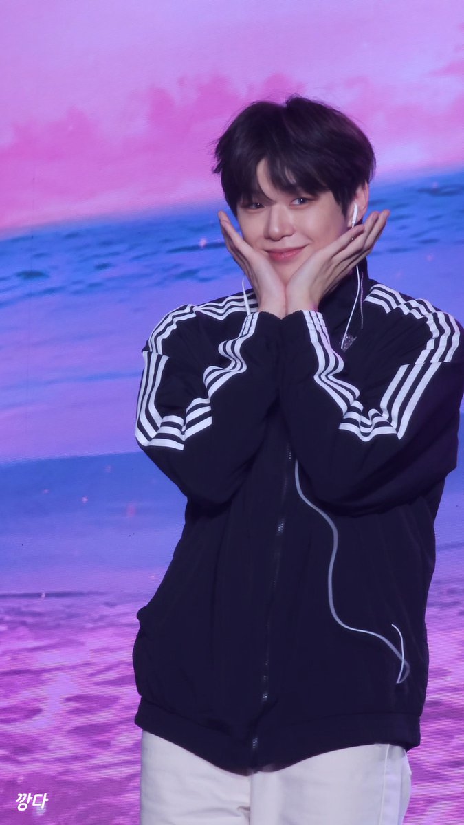 깡다 tweet media