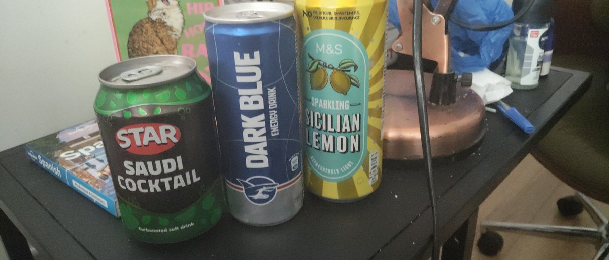 HALOACID's tweet image. Ice cubes currently freezing in the tray for this dank drink combo in honour of Josh Saunders aka Kingcobrajfs.

No alcohol, but an energy drink at least - I'm sure cobes would approve

Gona raise a toast to the legend once my ice is ready. Rest in peace King