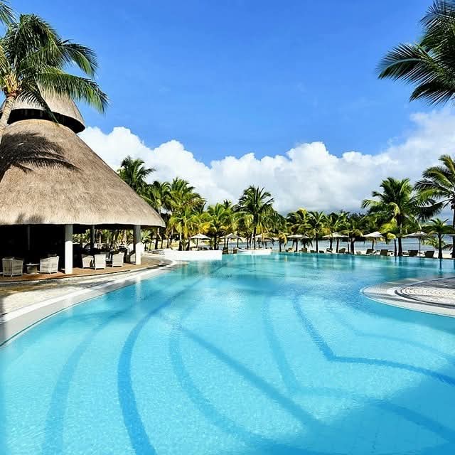 beachtag's tweet photo. 🔸️Be Inspired!

🔸️Shandrani Beachcomber Resort &amp; Spa
Invigorating island experiences waiting for you in 2026 !! 

Located in the south of Mauritius, the Shandrani Beachcomber Resort &amp; Spa is a welcoming four-star resort with an air of vitality. https://t.co/F9BVsgj9Ud