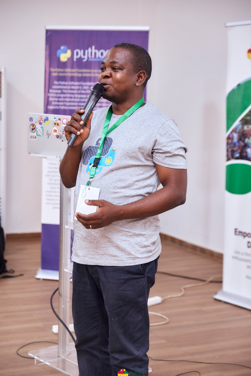 TgPycon's tweet image. Session en cours au #PyConTogo2025*  
Developing AI Proficiency Throughout Africa: Who We Aspire to Be... by @Kayode Oladapo 

Cette intervention puissante aborde la participation active de l’Afrique dans le développement et l’utilisation de l’IA.  

#PythonTogo  #PyConTogo20
