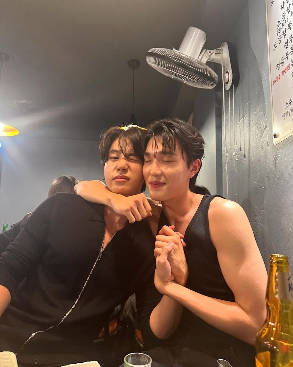 this pic is actually kinda crazy