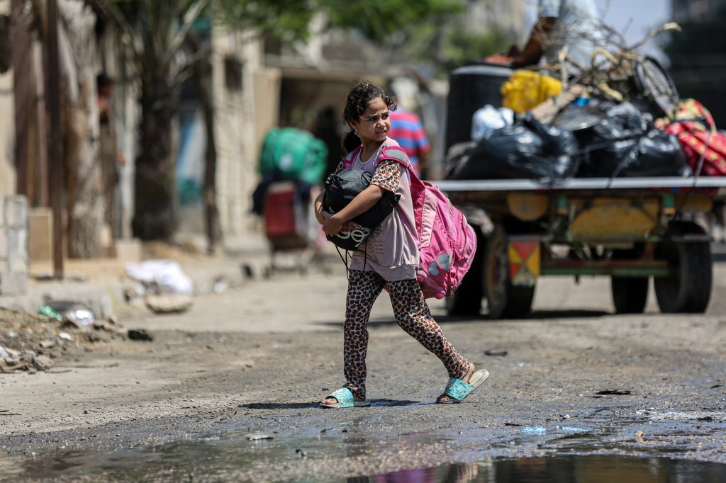 Don’t believe Netanyahu and the Israeli officials about unapproved plans for the reoccupation of Gaza..

During the past week, the Israeli military has forced tens of thousands of civilians out of their homes and occupied large swathes of Gaza City..

They are squeezing us from: