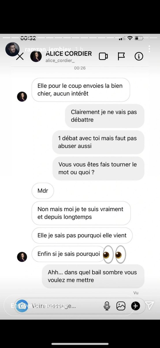 MarcolThibaut's tweet photo. @CordierAlice2 @ZemmourEric Si il savait que tu es en sang sur des muslims 🤭 @ZemmourEric https://t.co/GvYtDiPigx