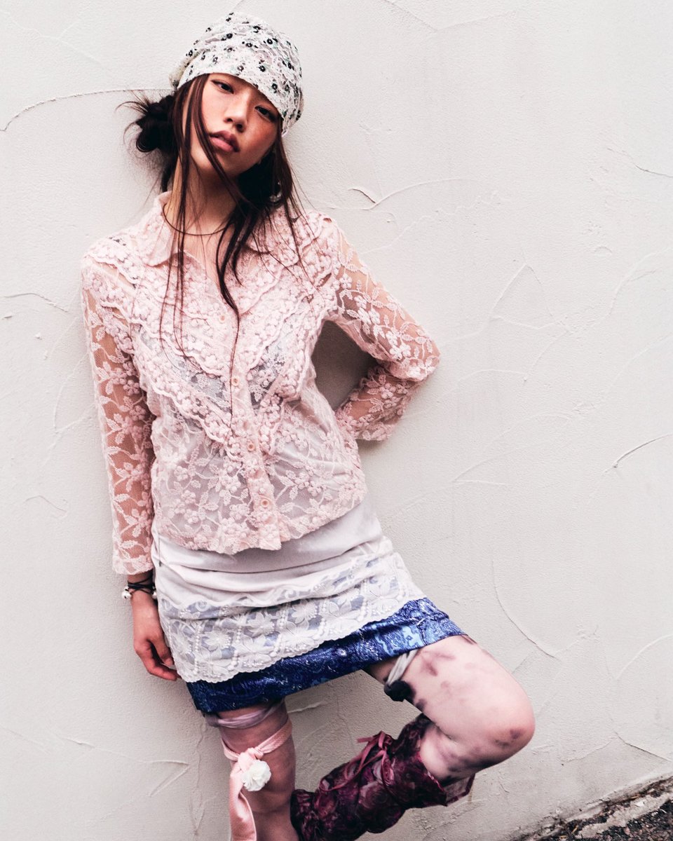 gwsnstagram's tweet image. [#LENA] 📸 lafindavril post 

Fray Me: Unravel

photographer twomanykite
hair&amp;amp;makeup gardeviah
model lafindavrill

#공원소녀 #GWSN #레나 

(1/2)