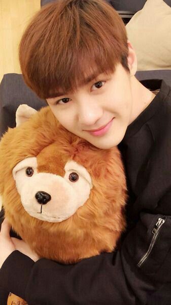 predebut kunnie gives me cuteness aggression .. (╥﹏╥)