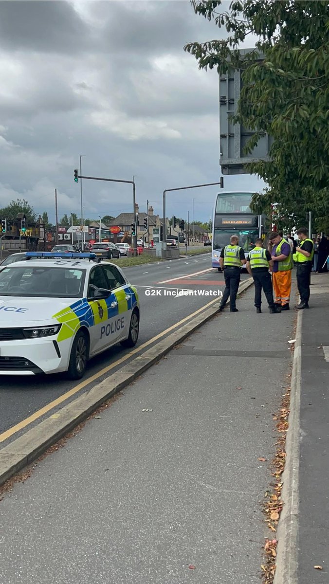12.00 - There is disruption to bus services this afternoon between Bradford and Leeds after police were called to an incident on a service in the Pudsey area.

Police are on scene and passengers have been evacuated from two buses. With at least one window smashed on one.