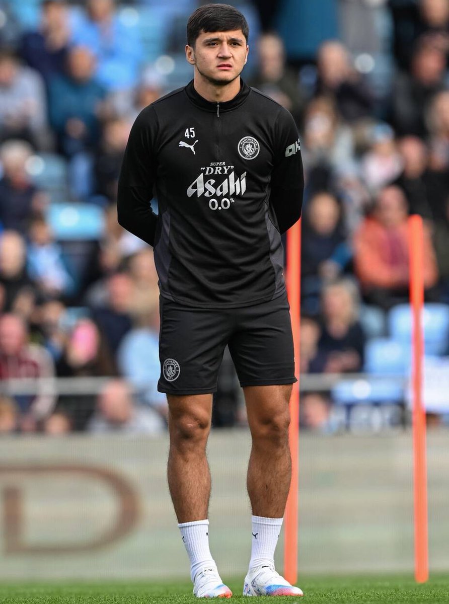 WHAT DOES KHUSANOV NEED TO DO TO GENUINELY START A GAME? SOMEONE PLEASE TELL ME