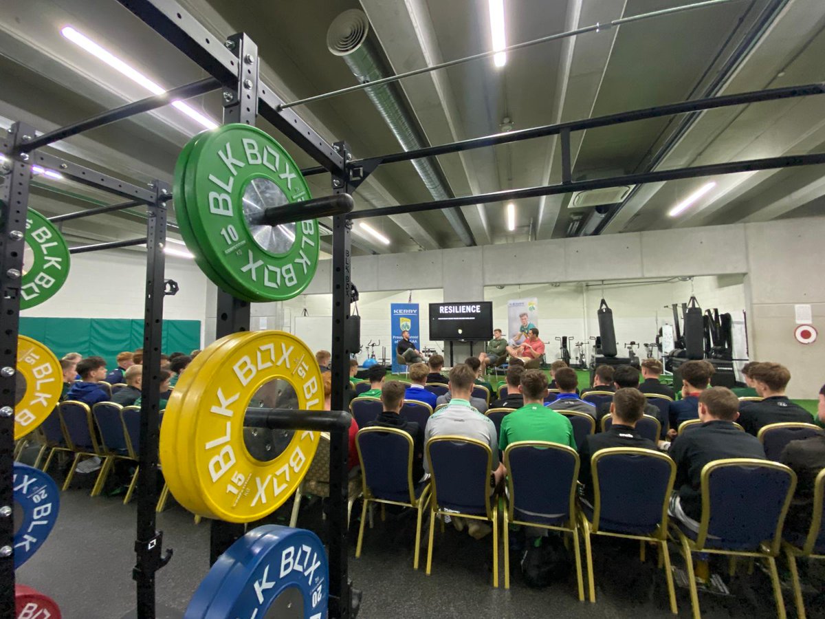 Kerry_Official's tweet image. 🌟 Kerry U16 Development Squad Education Day 🌟

At Currans Centre of Excellence, our players learned how to balance books &amp;amp; ball, fuel performance through nutrition, and build resilience for every challenge on &amp;amp; off the pitch. 💚💛

#KerryGAA #FutureStars #PlayerDevelopment