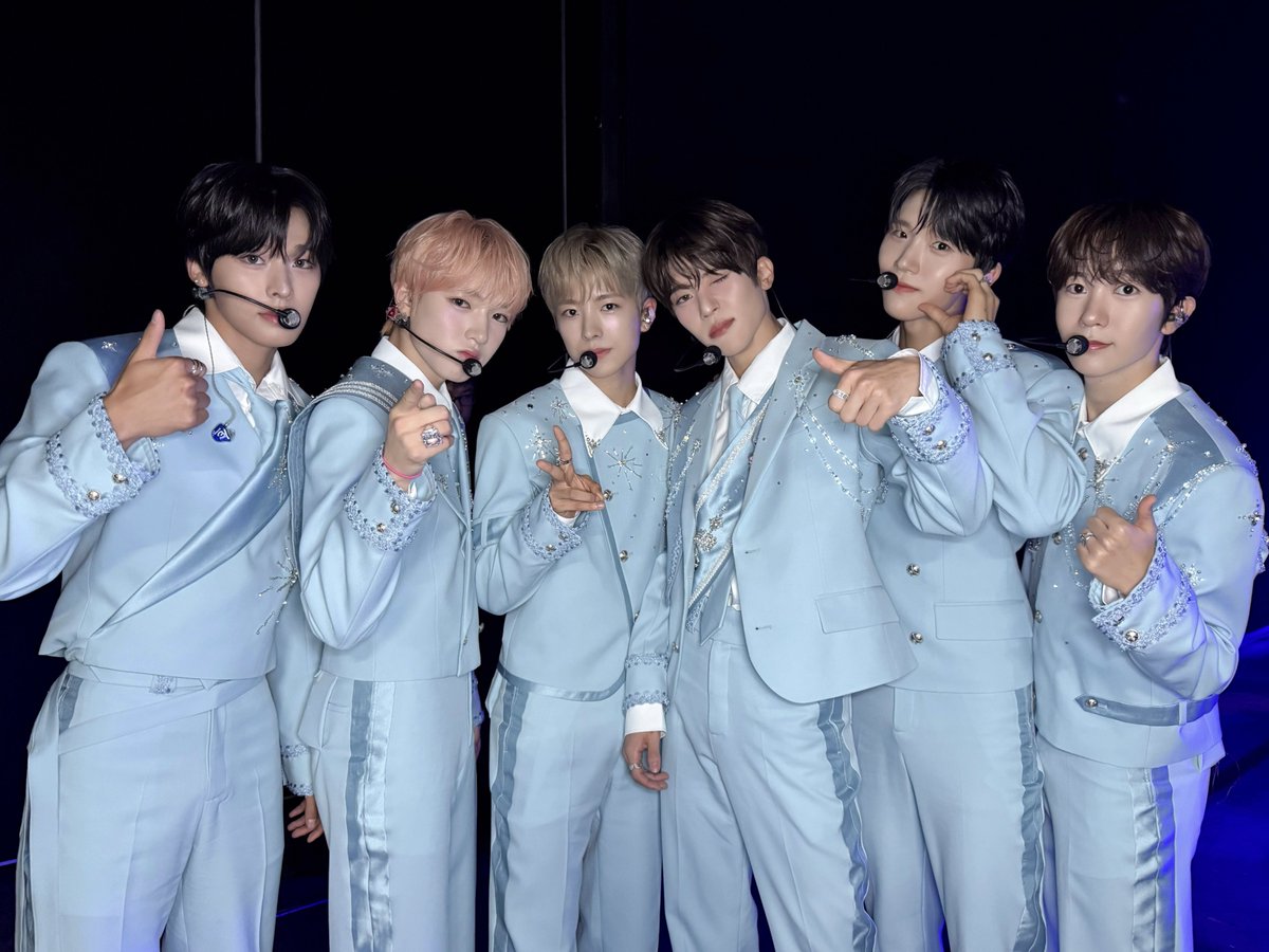 nctwishofficial's tweet photo. 작년에는 무대를 했었는데 이번에는 상까지 주��서 감사합니다！
앞으로도 멋진 모습 기대해주세요！COLOR 화이팅！

#YUSHI #유우시 #ユウシ #NCTWISH 
#2025TIMA #TIMA #TME
#Rising_International_Group_of_the_Year https://t.co/TTWZCllc24