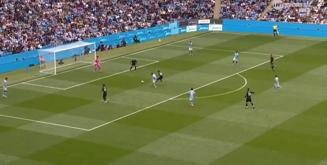 robtdaly's tweet photo. One assist from these but Pape Matar Sarr essential, in different ways, for Spurs’ last 3 goals - the pass, the header, the tackle. 

This role suits him. https://t.co/r4c76cM35P