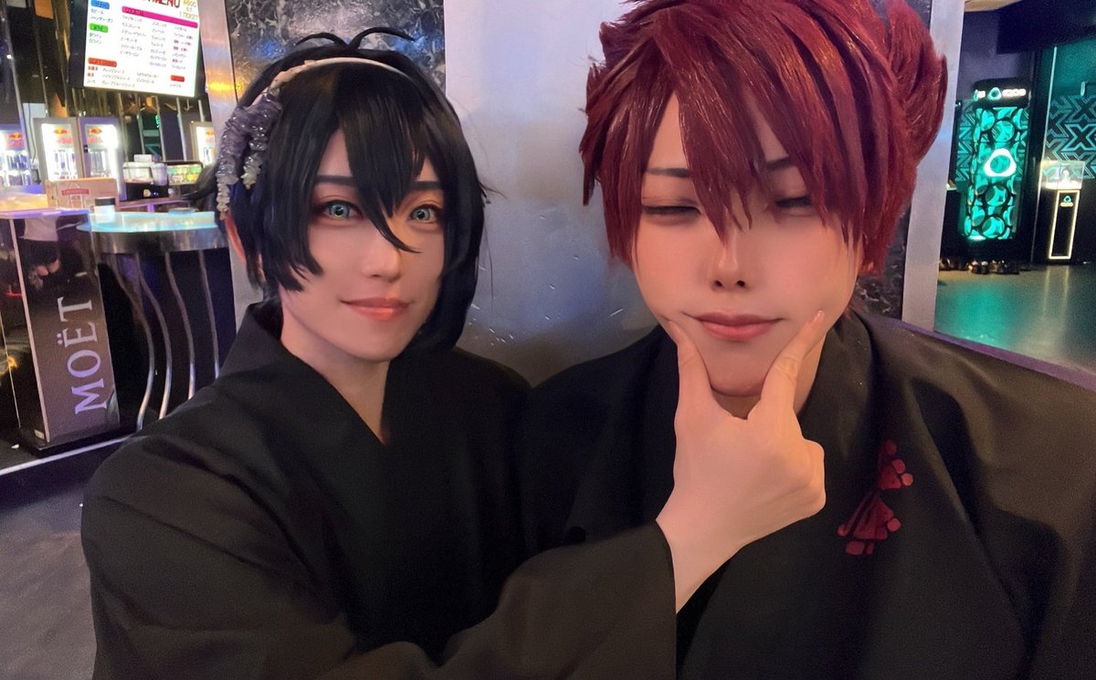 #club本丸
#銘刀で舞え

今日は三日月とクラブ本丸いってきた！
2人でめちゃくちゃあそんだ！！！

世界にゆきさん三日月自慢しよ🌙<a href="/weixize521/">ゆき</a>