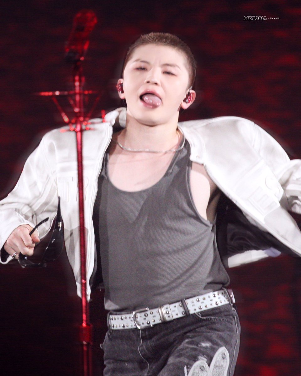 250823 호시우지 팬콘 WARNING 광주

💋

#우지 #WOOZI #ウジ #이지훈 #李知勋 #세븐틴 #호우 #SEVENTEEN <a href="/pledis_17/">세븐틴(SEVENTEEN)</a>