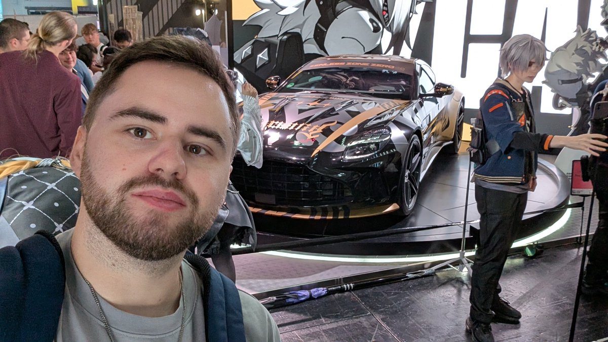 #RiduMysteryTales #AstonMartinZZZ #Gamescom2025 #ZenlessZoneZero