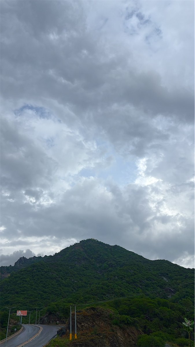 1u_21's tweet photo. فيفاء⛰️ https://t.co/W9KudasIlM