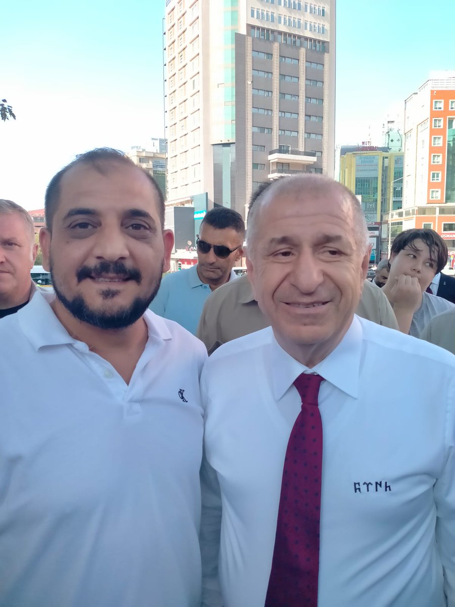 'Bursa ziyareti sırasında Dernek Yönetimi olarak çırak ve staj mağdurlarının sorunlarını anlattık bizleri cani gönülden dinleyen Sn <a href="/umitozdag/">Ümit Özdağ</a>  göstermiş olduğu ilgi ve alakalarından dolayı teşekkür ederiz.🙏

<a href="/zaferpartisi/">Zafer Partisi</a>
<a href="/CirakStajFED/">STAJ VE ÇIRAKLIK SİGORTASI MAĞDURLARI FEDERASYONU</a>

Takvim Bekliyoruz
#StajyerÇırağaÇözümŞart