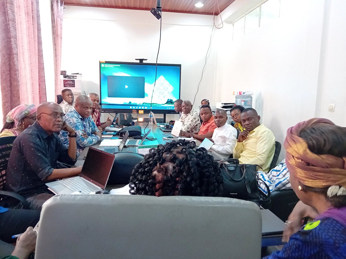 SenateLouis's tweet image. J’ai eu l’honneur de participer, en qualité d’expert Genre, à l’atelier de paramétrage des indicateurs Genre dans le DHIS2, organisé au Secrétariat Général à la Santé.