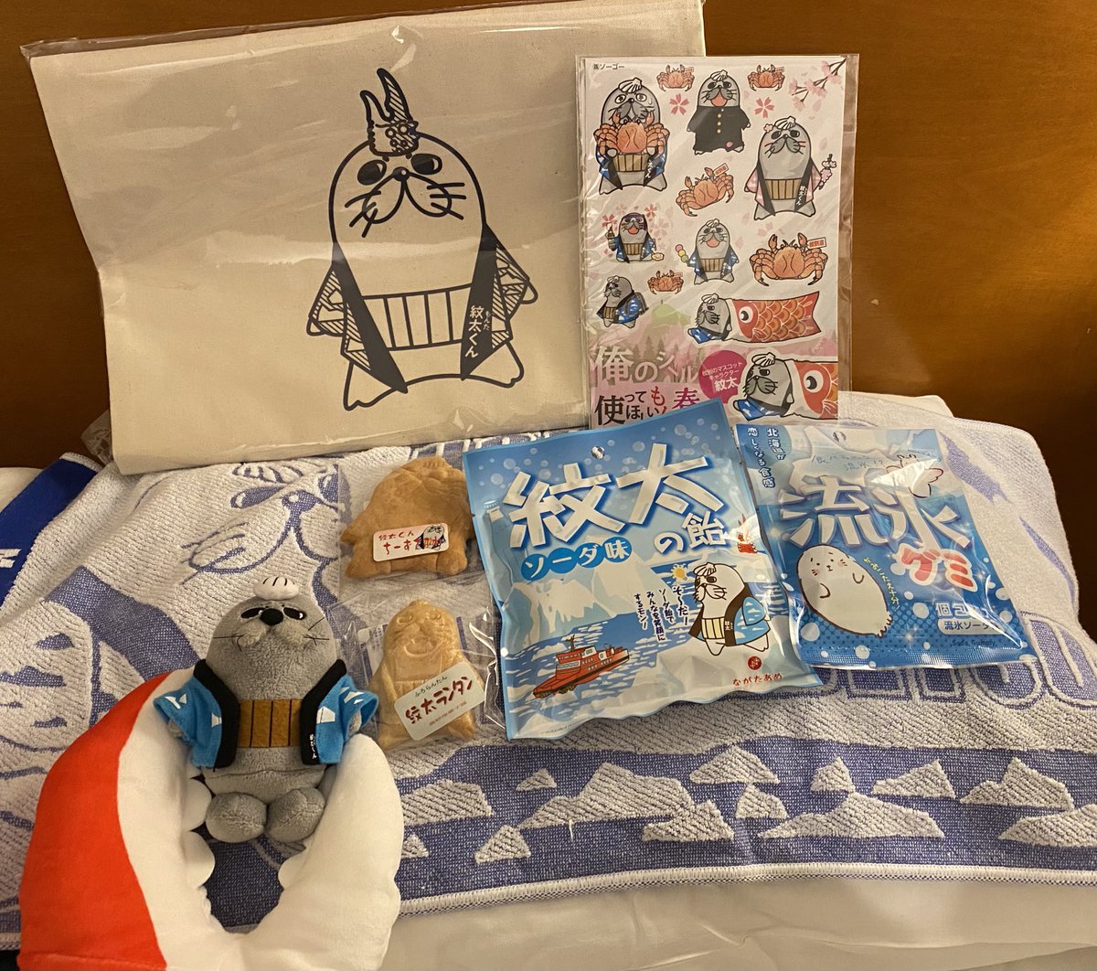 カニ爪乗せ限定紋太トートゲット🦀