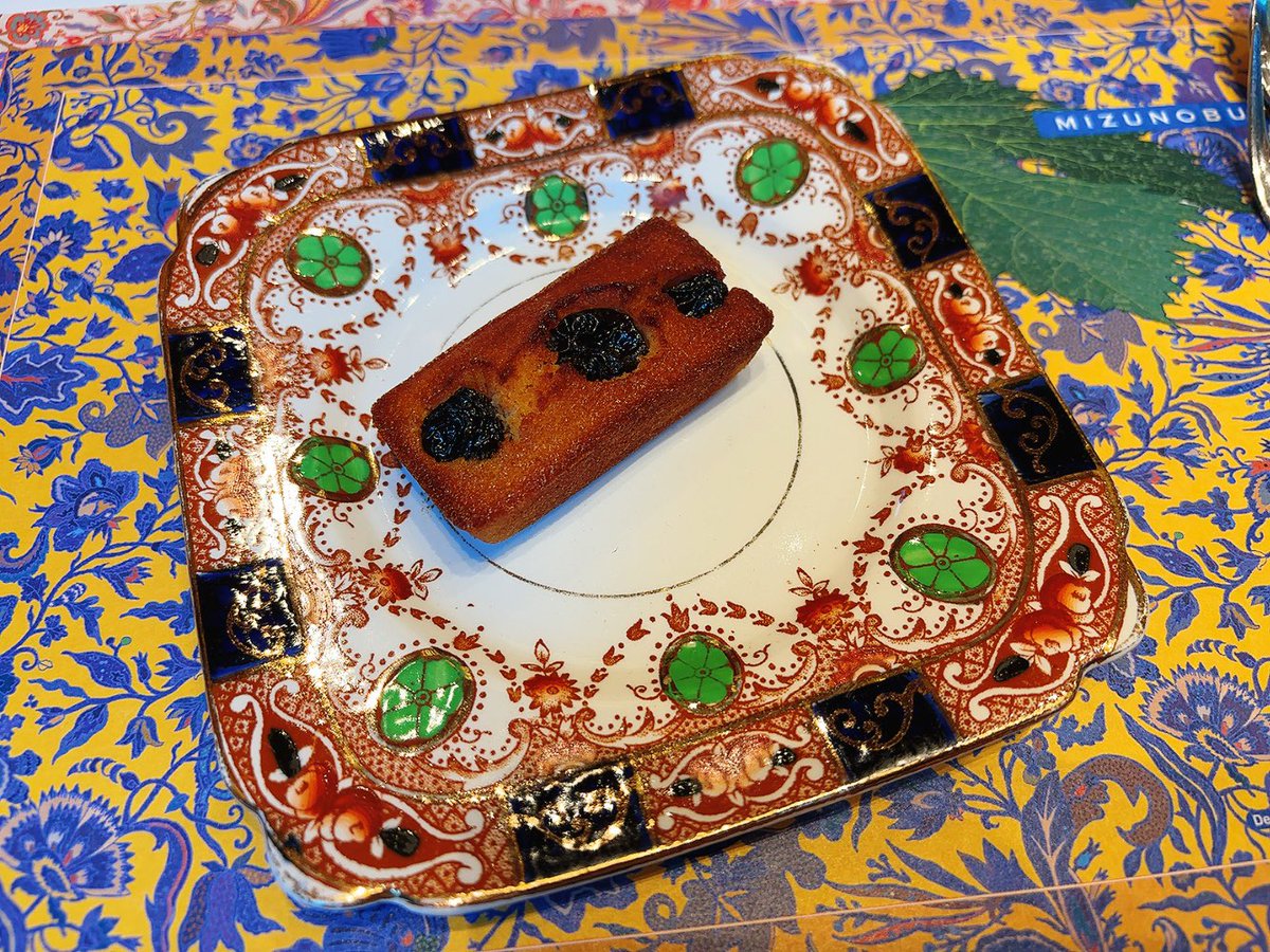 カヌレ子 (@canelepan_18) / X