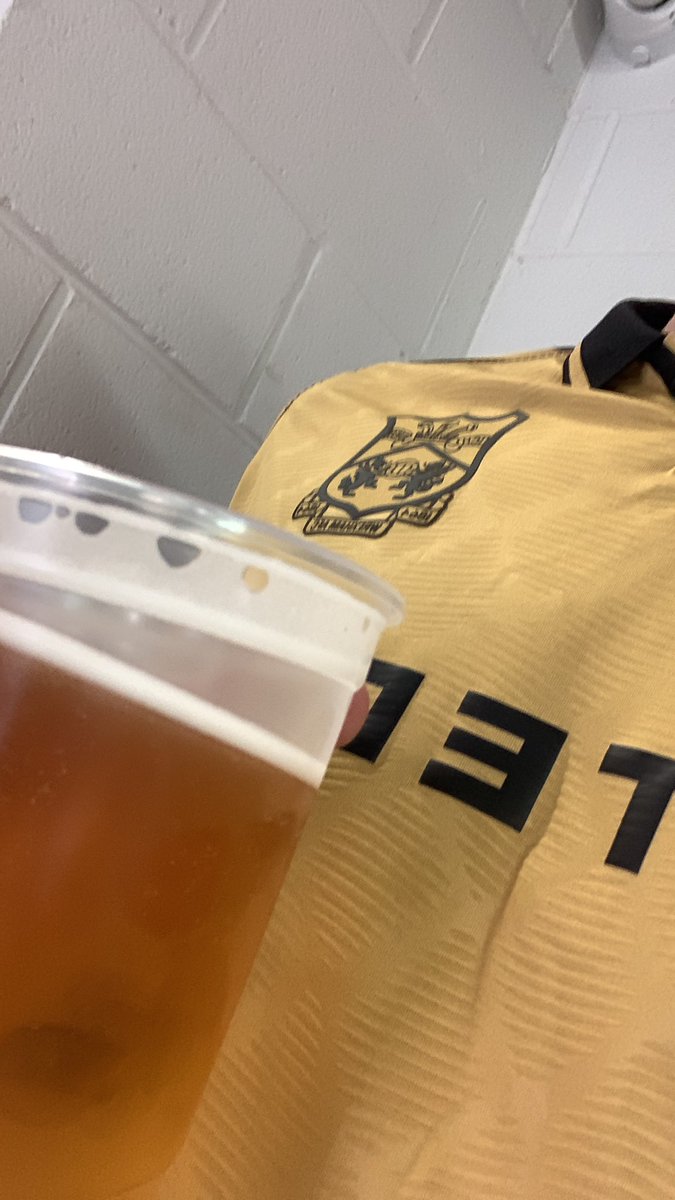 Hoping for 3 points. C’mon the town. Also hoping for Dejphon Chansiri to sell up for #SWFC fans. #WxmAFC #WrexhamAFC #chansiriout