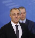 É simples, NÃO AGUENTA PRESSÃO, PEDE PRA SAIR”. “ Juiz que não aguenta pressão, mude de profissão”- ALEXANDRE DE MORAES.