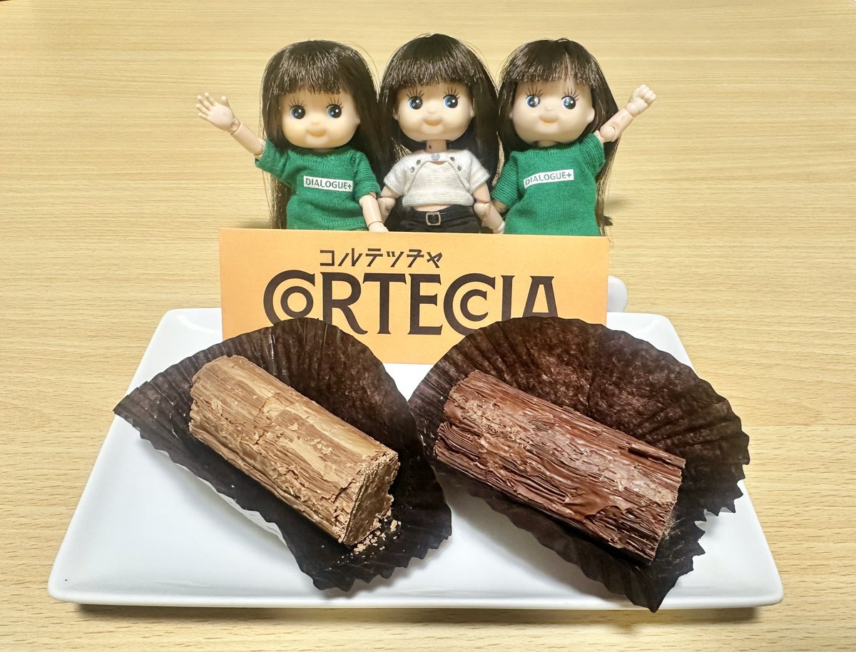 世界で最も薄いチョコレートを手に入れたワッ🍫✨

口に入れた瞬間に溶けちゃうワッ‼️
あと持った指がチョコレートで大変なことにッ💦

肝心の味は…
ミルクは香りが良く、ダークはしっかりとした酸味でめちゃくちゃ美味しいワッ😊

#コルテッチャ
#きょんくみちょーといっしょ
#おでかけきょんちゃん
