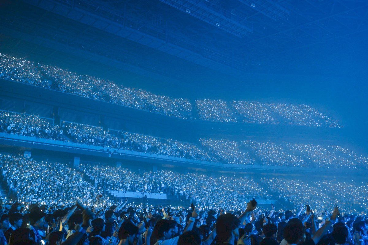 ━━━━━━━━━━━━
Arena Tour 2025 #UnderBlue
Kアリーナ横浜 &lt; DAY1 &gt;
━━━━━━━━━━━━

神奈川公演 1日目が終了いたしました💎

いよいよ明日は最終公演、
ご来場の皆様、どうぞよろしくお願いします👁‍🗨

◇UB Streaming/DL
tf.lnk.to/UnderBlue

#EveArenaTour2025