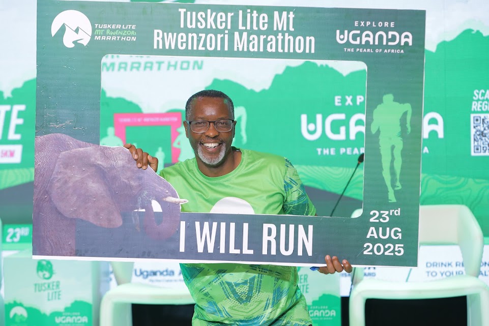 To convince some of the most influential people to travel to Kasese, start running in the dark whilst sipping some beer &amp; talking business, social, economic &amp; political issues amidst all the sweating &amp; health benefits is commendable. Kudos Tourism connoisseur, <a href="/wekesa_amos/">Amos Wekesa</a> &amp; team