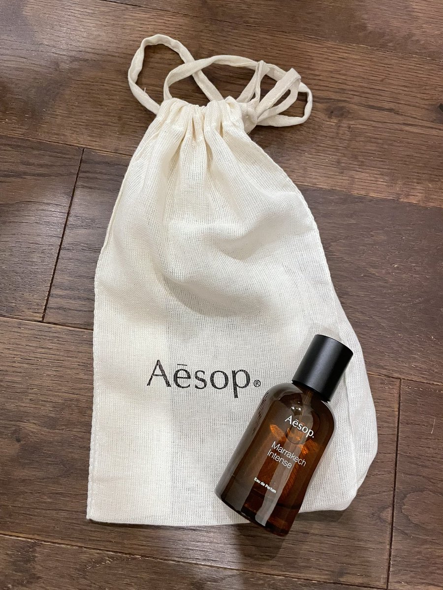 chirosuke112's tweet photo. 香水を新調⭐︎

Aesop（イソップ）の「マラケッシュ（Marrakech Intense）」は、ブランドの中でも特に個性的で「スパイシー」「エキゾチック」な香りが特徴
販売スタッフの方、有難う😊
#イソップ #香水 #オードパルファム https://t.co/fetK0ahBxi